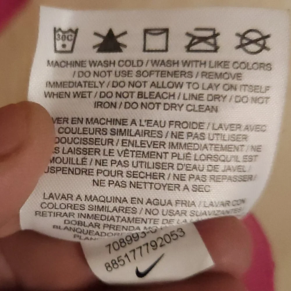 Nike womens tee